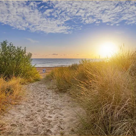 An Der Haffkueste Klippenblick *